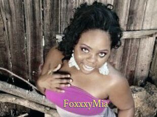 FoxxxyMia