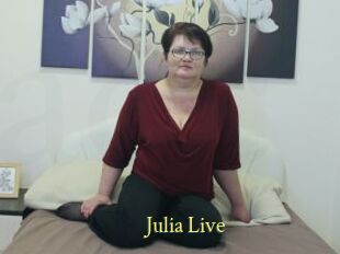 Julia_Live