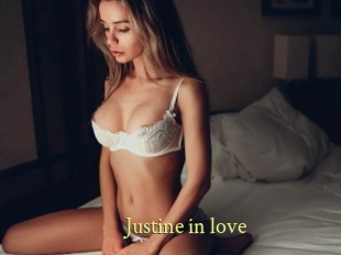 Justine_in_love