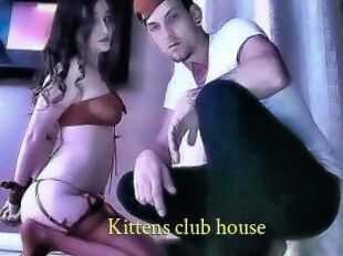 Kittens_club_house