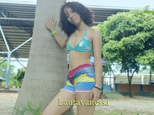 Lauravanessa