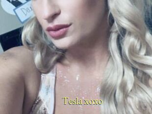 Tesla_xoxo