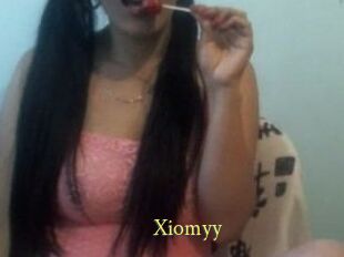 Xiomyy_